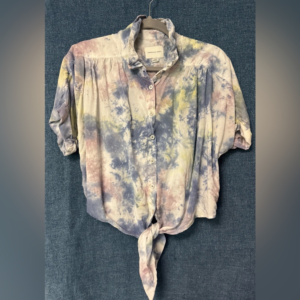 American Eagle Tie-Dye tie front, cropped Button-Up